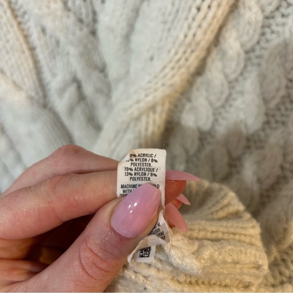 Aerie Cable Knit Crewneck Chunky Knit Sweater Ivory Cream Women’s Size Small - Picture 5 of 7